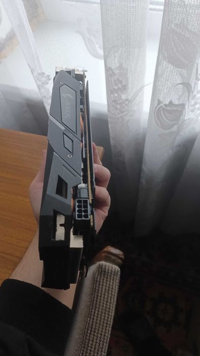 Торг Видеокарта Radeon Aorus RX570 4gb