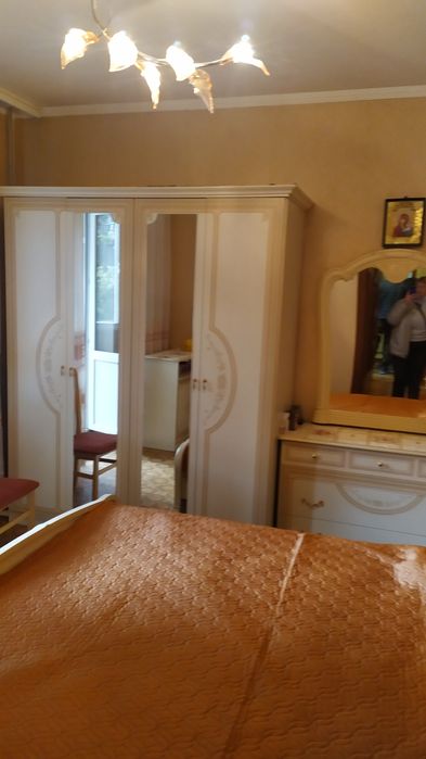 Продаю 3к/кв пл.Победы 4/9 ремонт, мебель 41500$