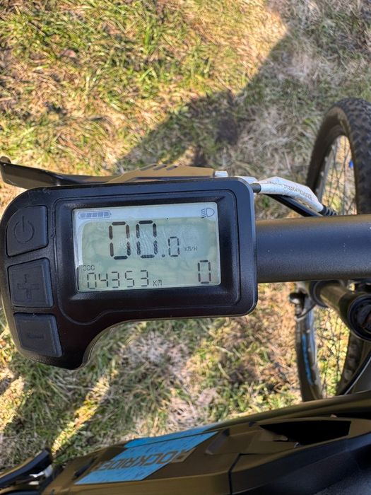 Rower elektryczny Rockrider est500