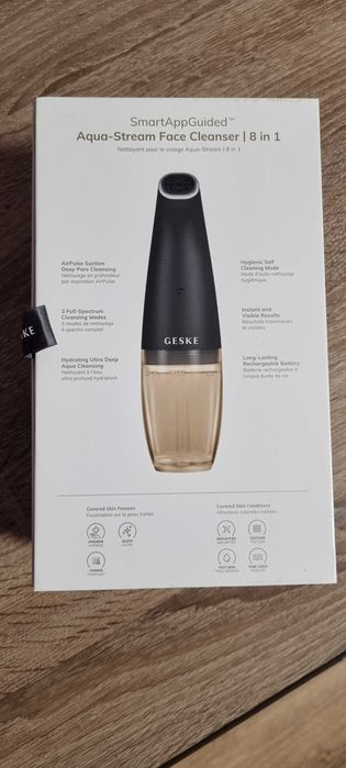 Очищувальний засіб для обличчя GESKE Aqua-Stream Face Cleanser 8в1