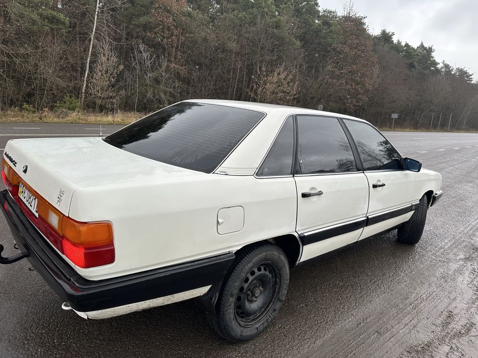 Ауді 100с3 2.2 бензин