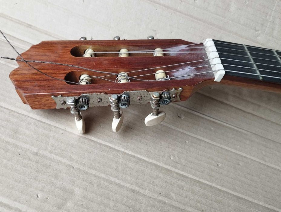 guitarra classica Admira