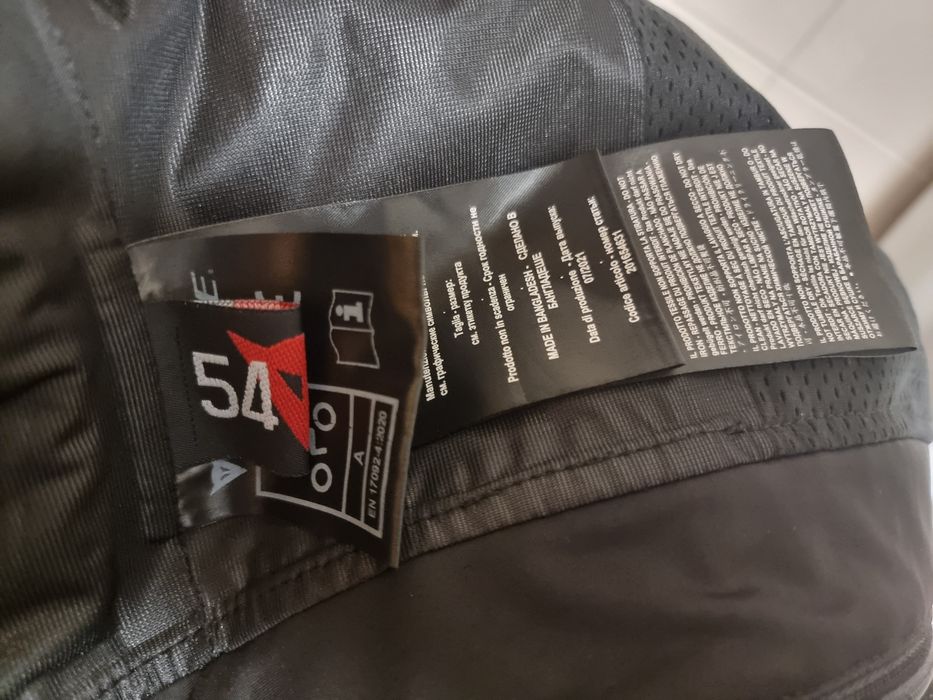 Casaco Dainese com protecções N°54
