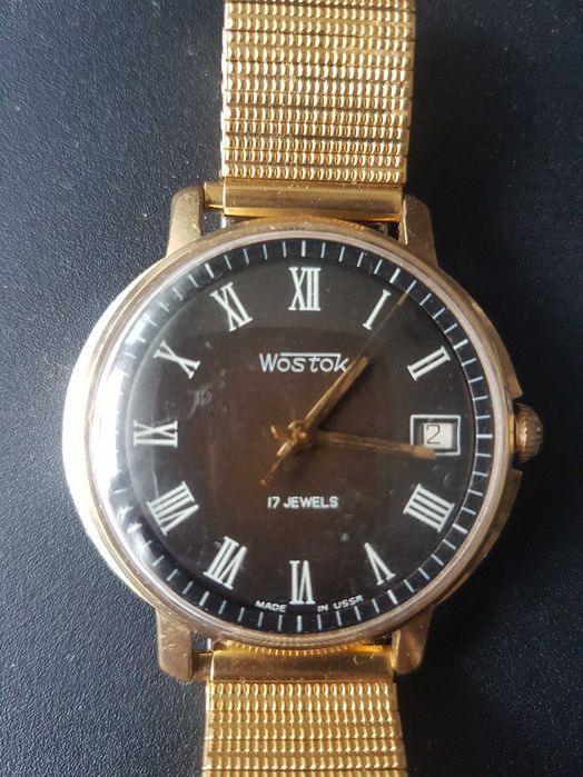 zegarek Wostok CCCP z bransoletą, atrakcyjny wygląd, sprawny, dodaje szyku i elegancji każdej garderobie