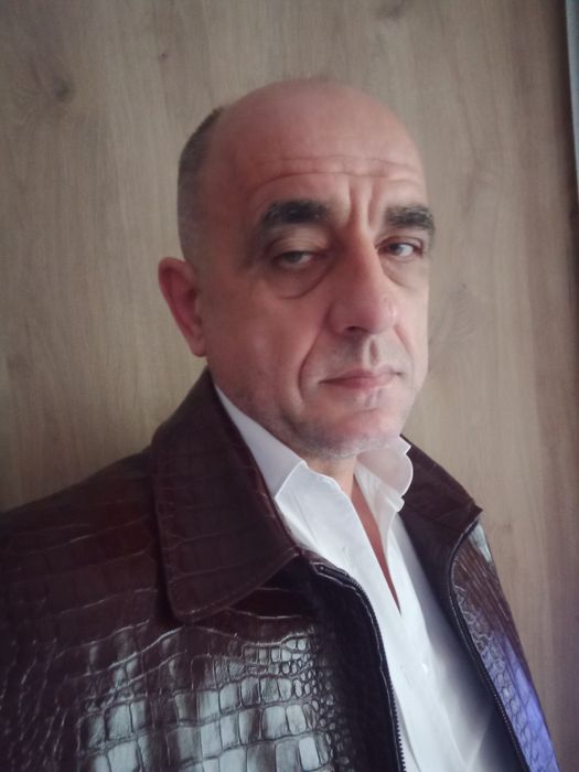 Личный водитель руководителя в семью или офис