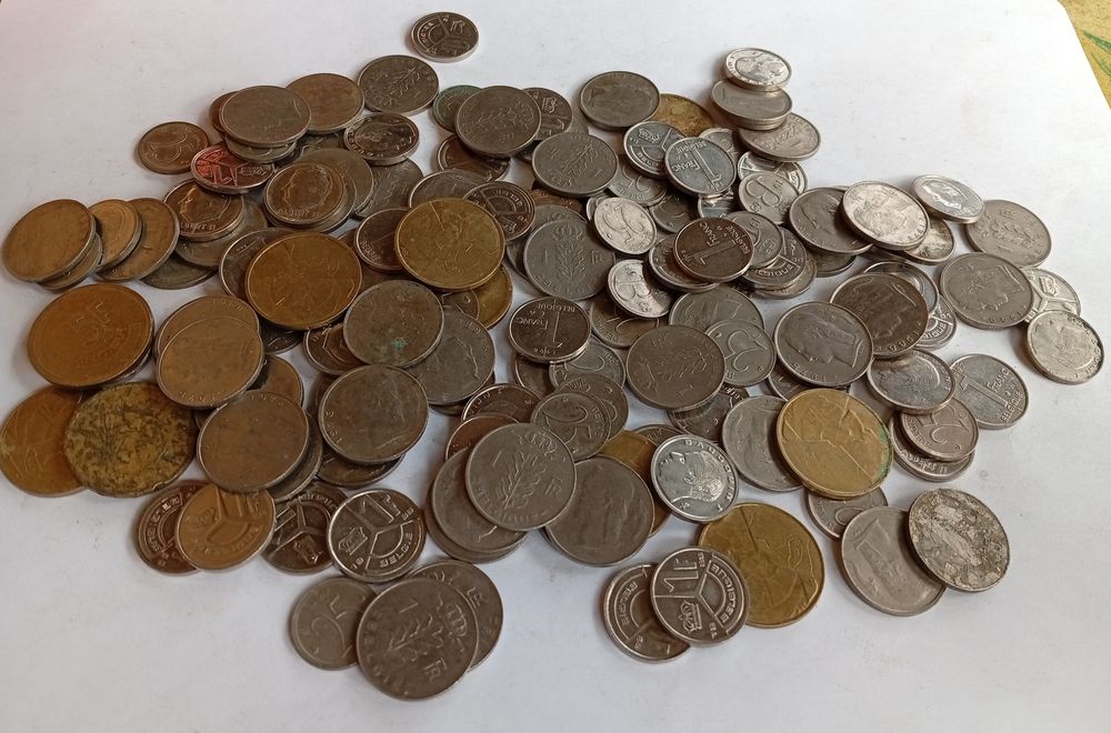 Бельгія. 150 монет.