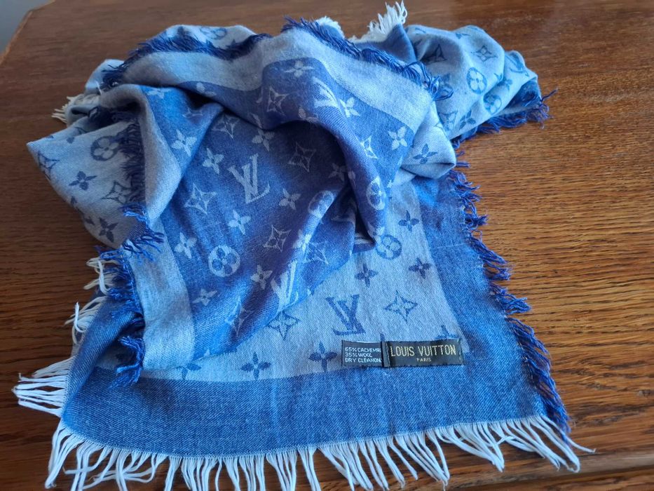 Piękna chusta Louis Vuitton Paris