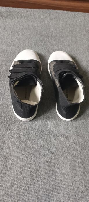 Нові дитячі кеди на липучках 24.2 см