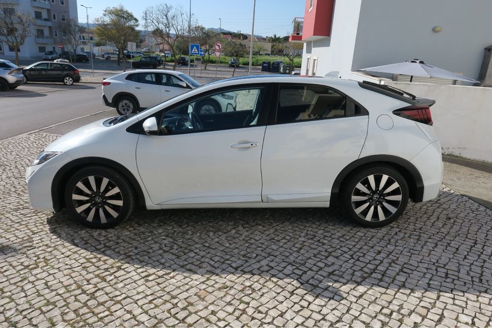 Honda Civic 1.6 i-dtec versão executive+ADAS