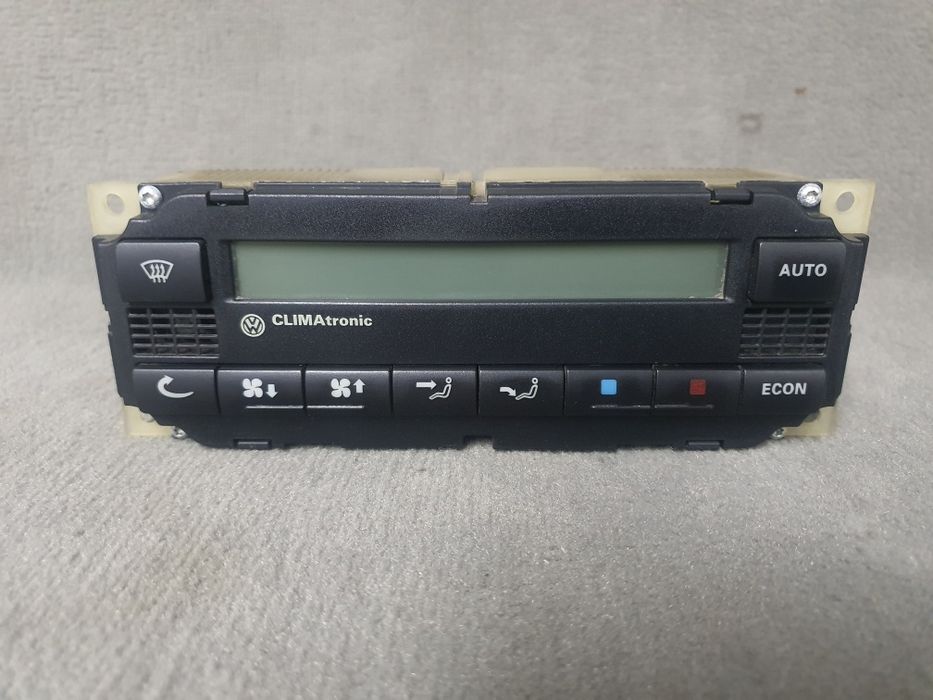 VW Passat B5 99r Panel klimatronika