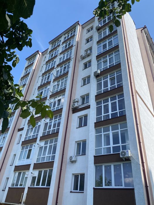 Продається здана 2к квартира в обжитій новобудові