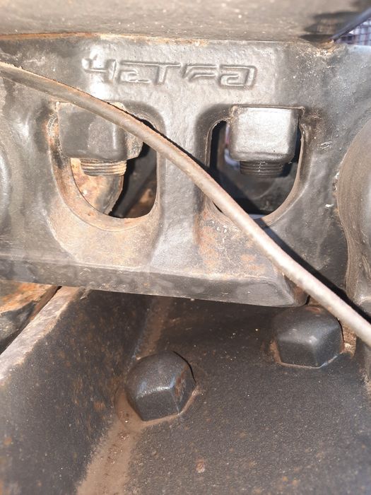 Продам гусеницу бульдозер Четра