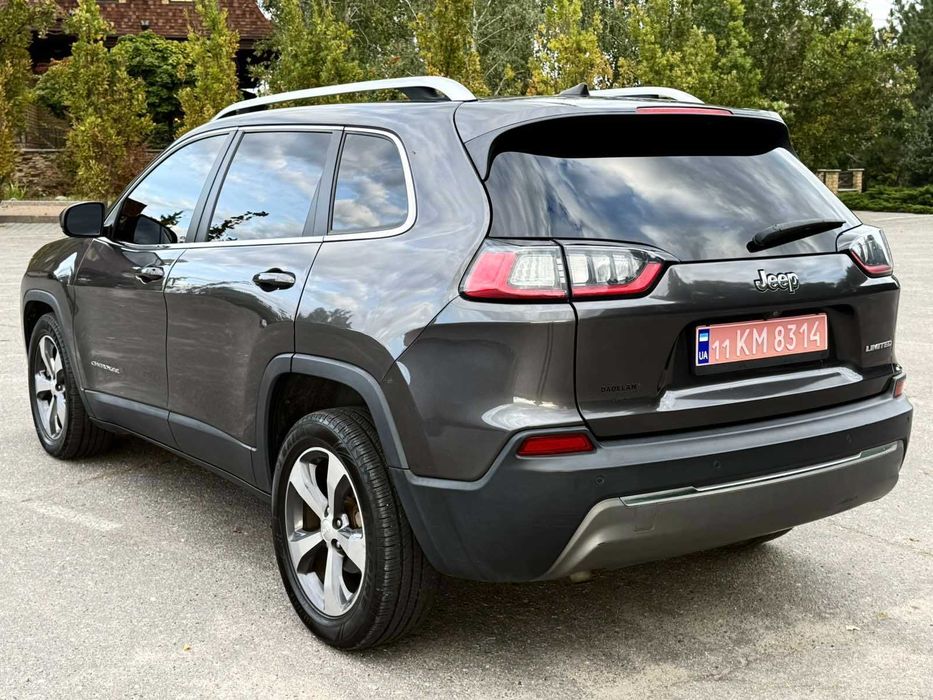 Продам Jeep Cherokee