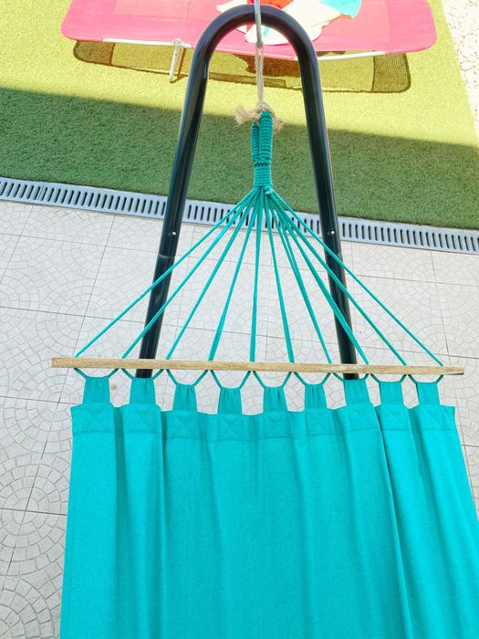 Cama rede com estrutura