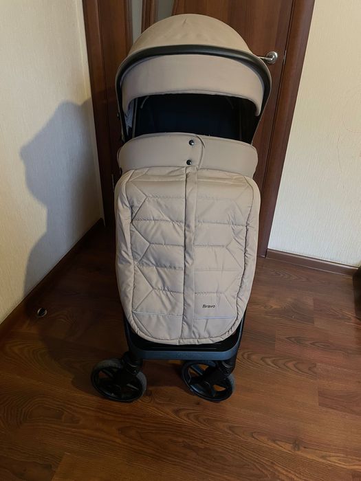 Прогулянкова коляска