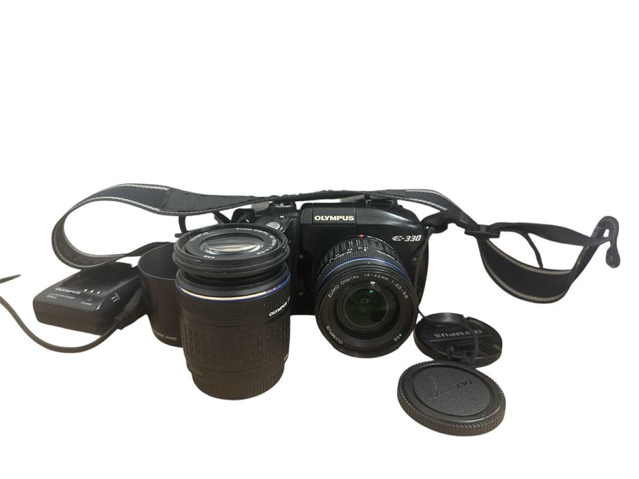 Olympus E-330 + 2 obiektywy | 14-42mm f/3.5-5.6 + 40-150mm f/4-5.6