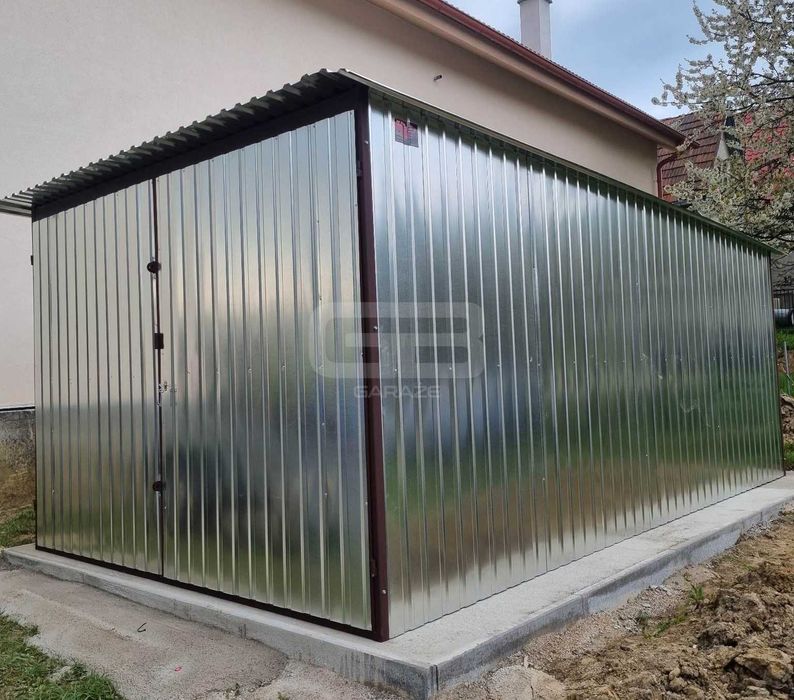 Garaż blaszany 3x4m Brama - ocynk - Dach  spad w tył GB136