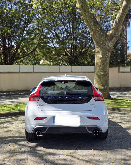 Vendo Volvo V40 R design 2015 D2