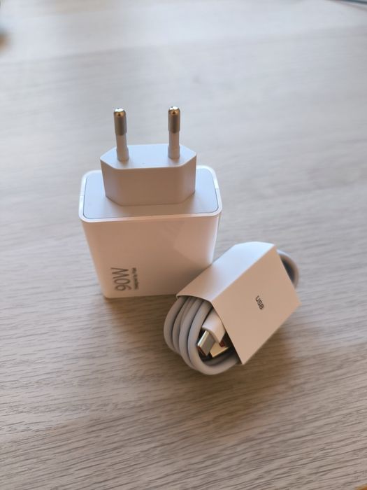 NOWA SUPERSZYBKA Ładowarka 90W do telefonu + kabel USB-C