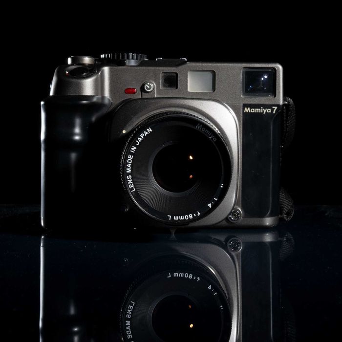 Mamiya 7 z obiektywem 80mm f/4.0 w super stanie
