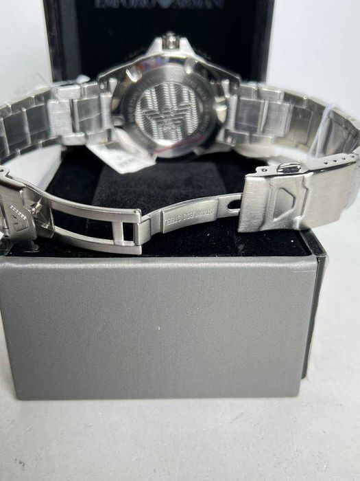 Часы Emporio Armani Diver AR11338 42 mm