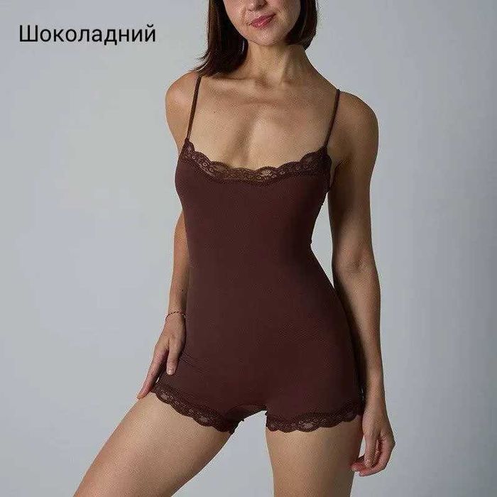 Жіночі боді з мереживом