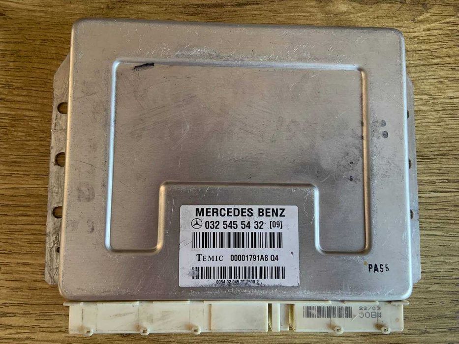Блок управления ABS Mercedes-Benz w215-w220
