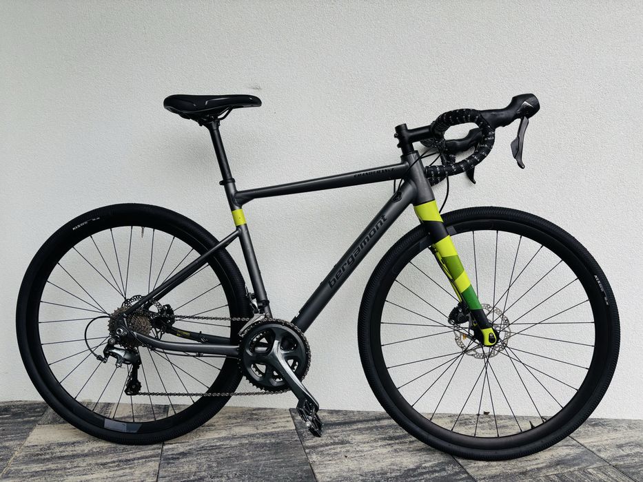 Gravel Bergamont Grandurance, hydraulika, pełna Tiagra