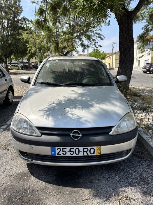 Opel Corsa 1.0 – Para peças ou reparar – 250€