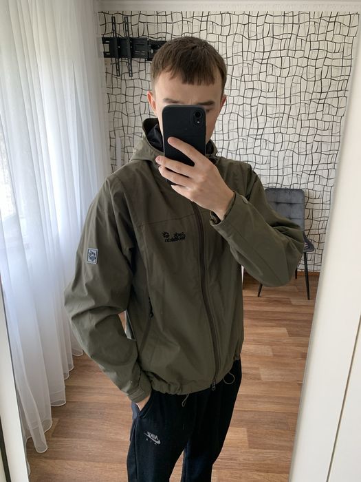 Куртка, вітровка Jack Wolfskin