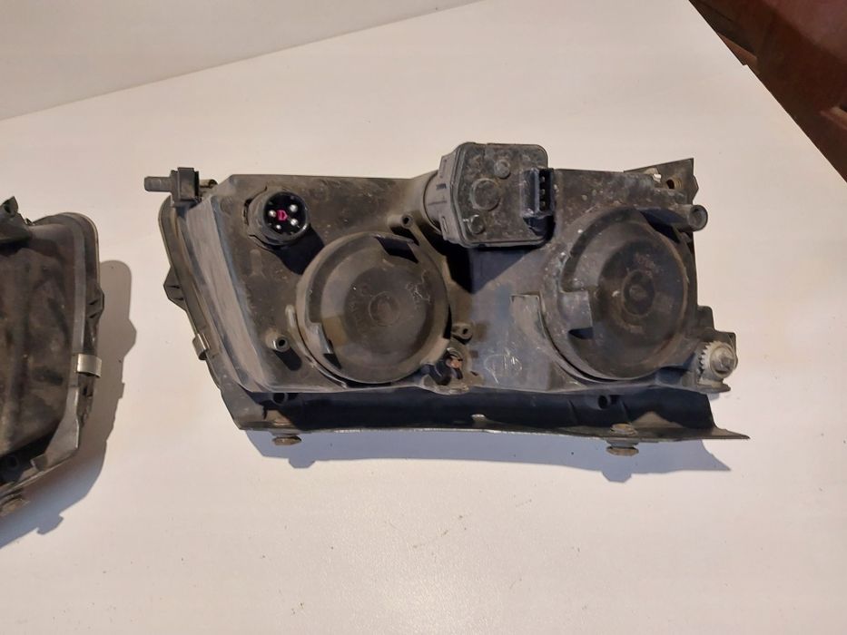 Lampa vw volkswagen passat b5 prawa lewa przednia reflektor prawy lewy