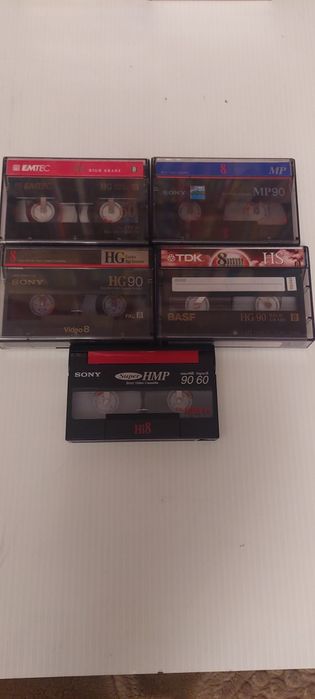 Kasety Video 8 Zestaw 5 sztuk.
