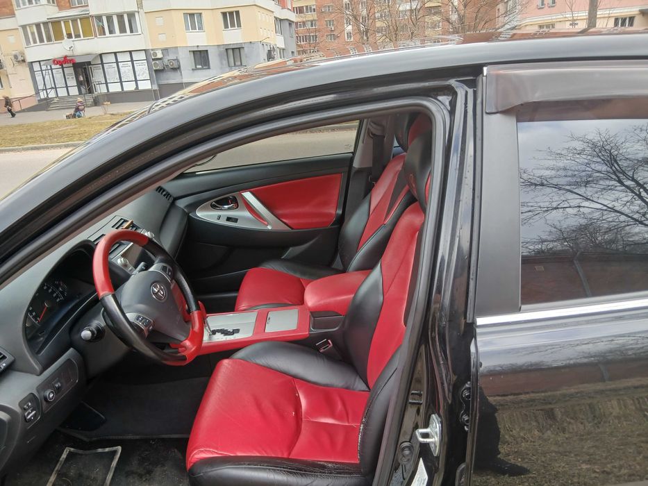 Продам авто Toyota Camry