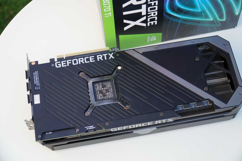 Відеокарта Asus ROG GeForce RTX 3070 Ti STRIX OC 8192MB