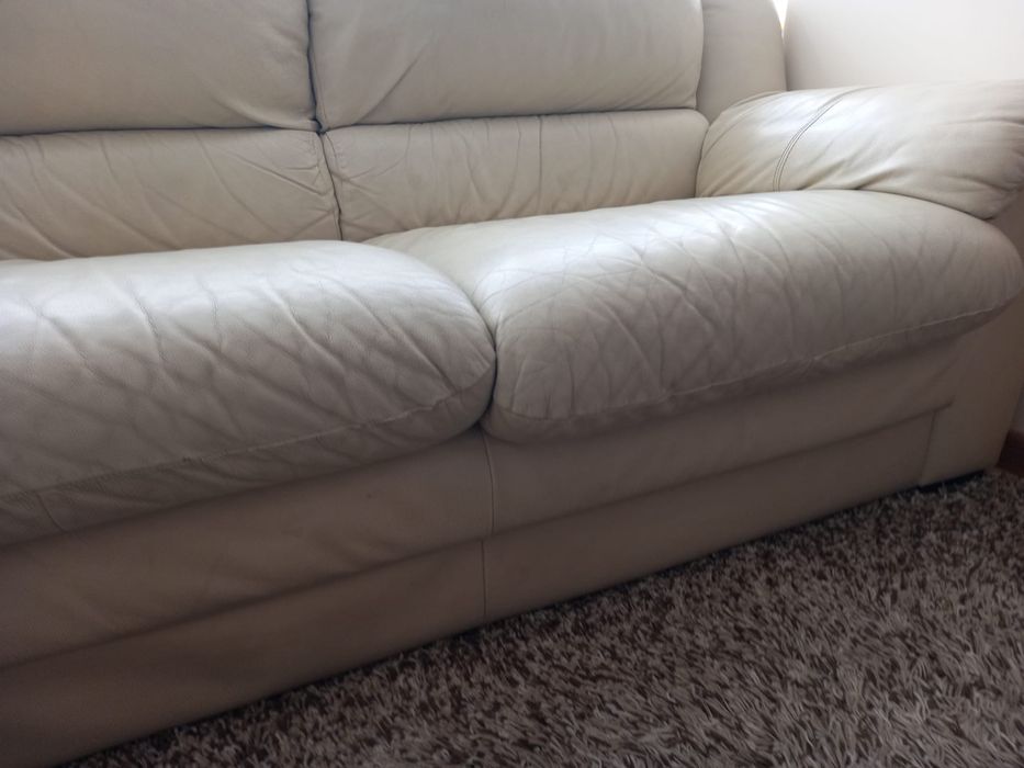 Sofá chaise longue amarelo torrado