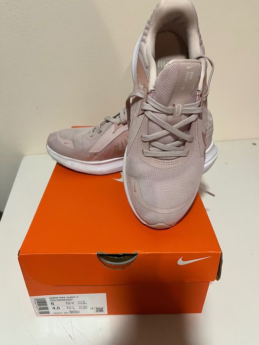 Tenis Nike Quest 5 36,5