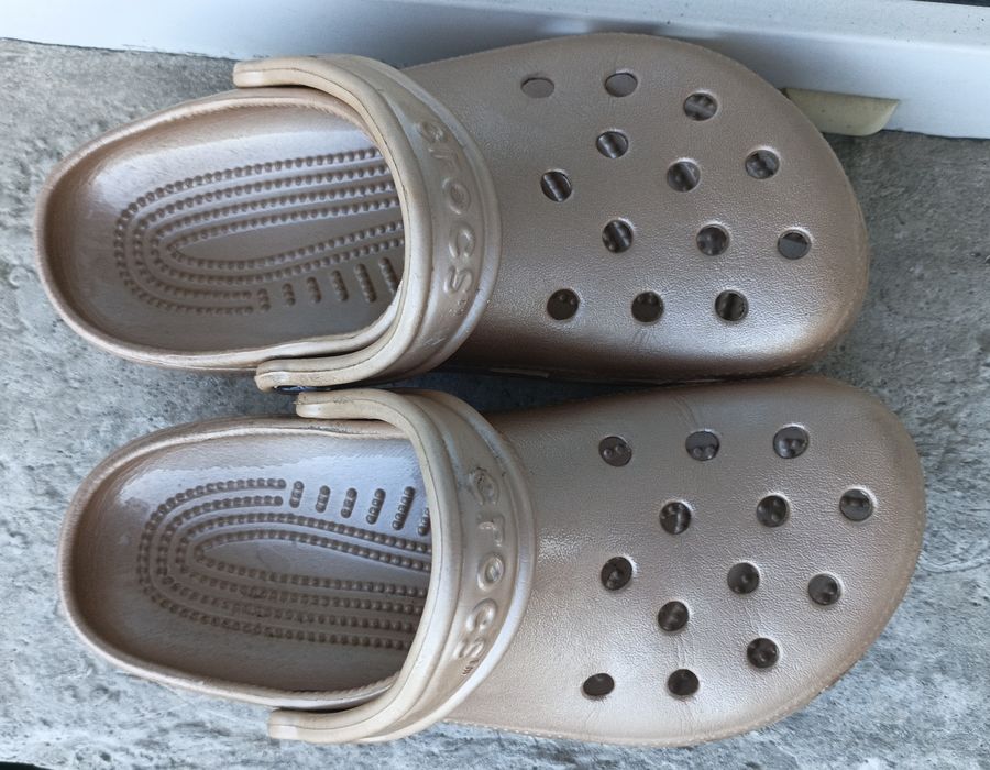 сабо  crocs w7..
