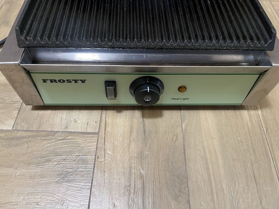 Гриль контактний Frosty SP-1C1 верх рифлений / низ рифлений
