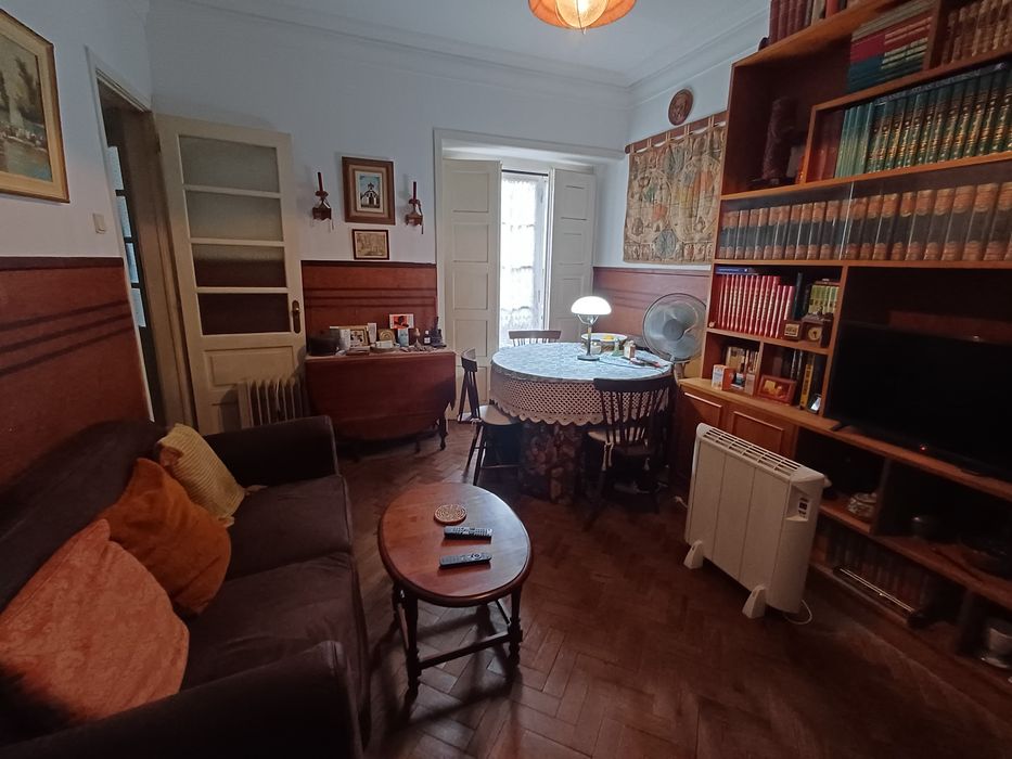 2 Quartos para alugar em Campo de Ourique