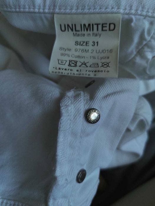 Джинсы Unlimited jeans Италия w31 stretch white.