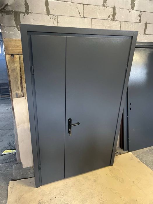 АКЦІЯ! Титанові вхідні двері в будь які приміщення за вашими замірами