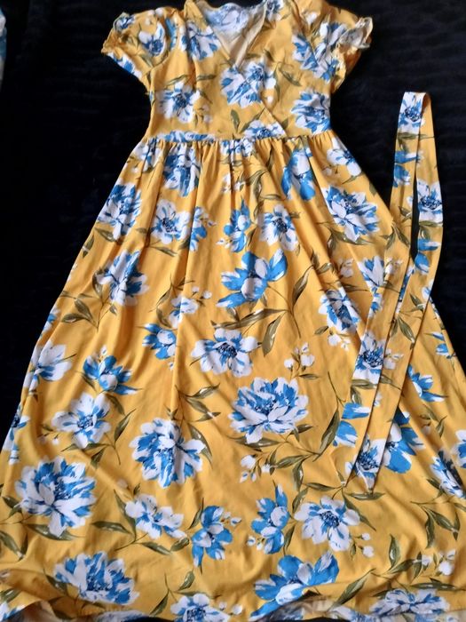 Красиві сукні в пол