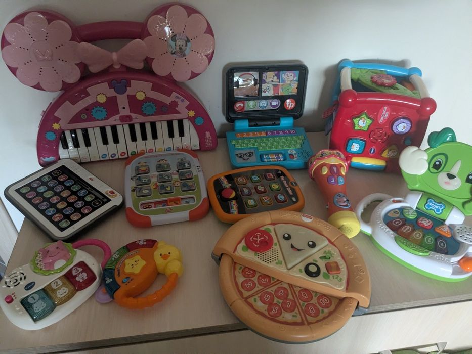 Музичні іграшки ( інтерактивні , розвиваючі )