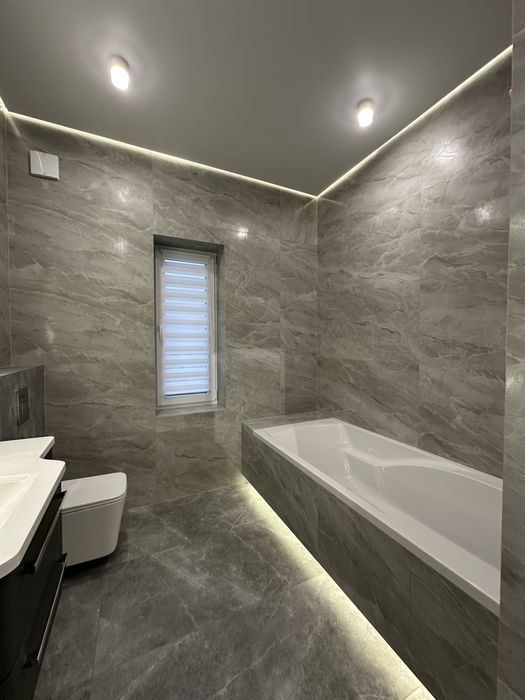 Будинок з ремонтом і меблями . Закрите КМ