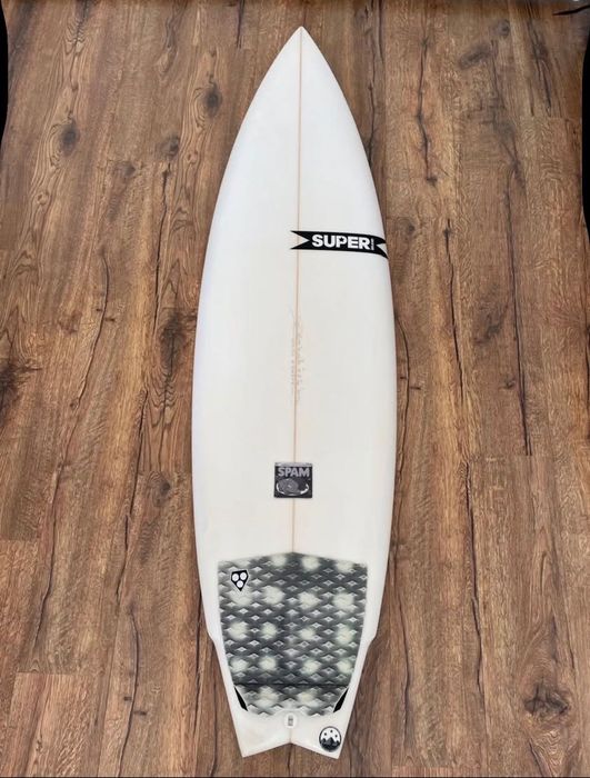 Prancha de Surf Surperbrand Spam PU 5'10 FCS2 (bought/ made in AUS)