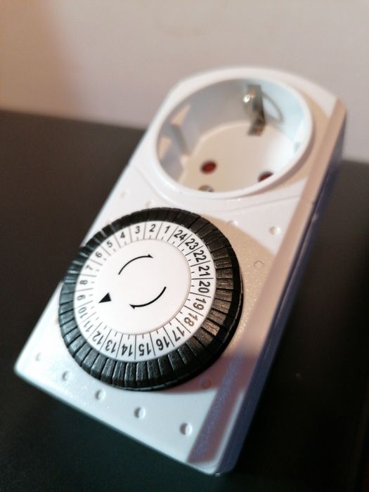 2 Temporizadores Tomada Eléctrica Analógicos Marca Chacon 230v 250v