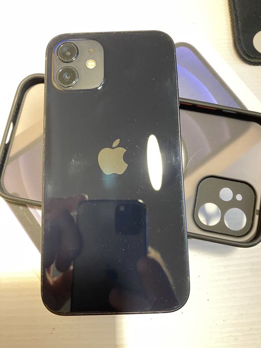 Продам iphone 12/64