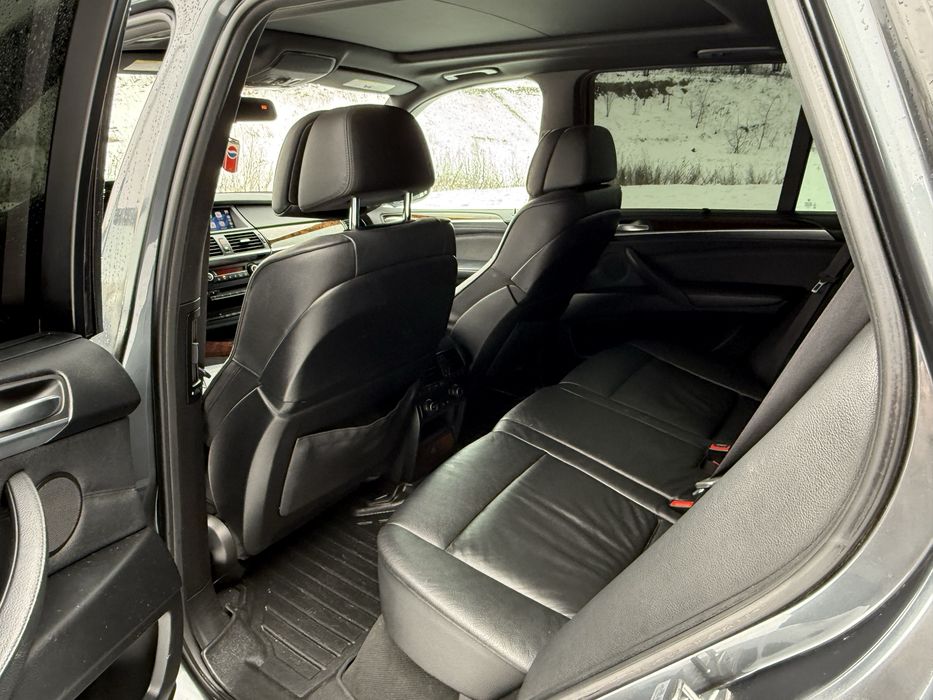 Продам BMW x5 e70 35d