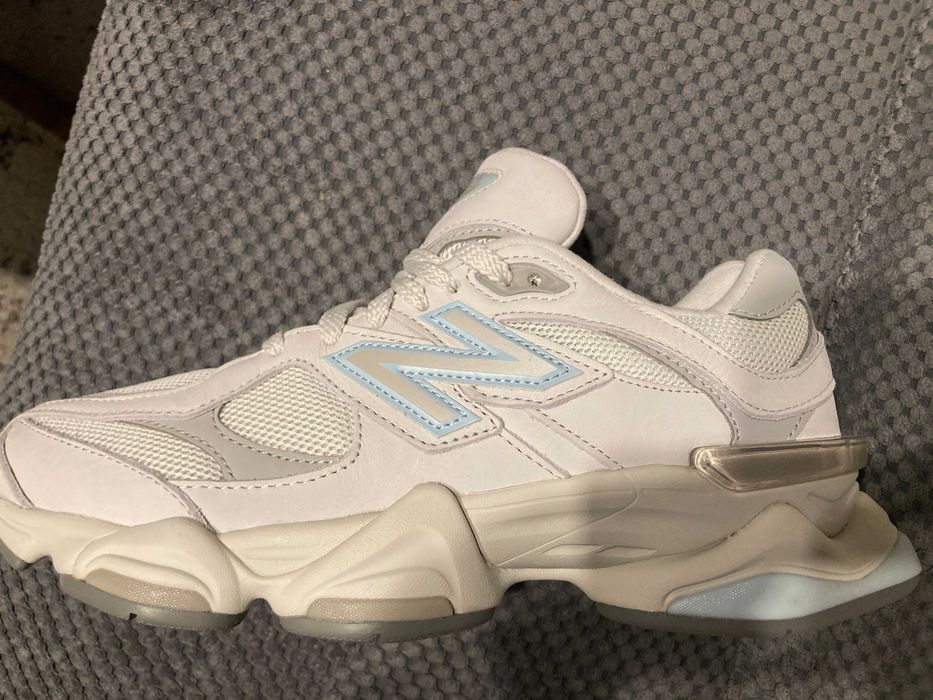 Кросівки New Balance 9060 оригінал різні розміри