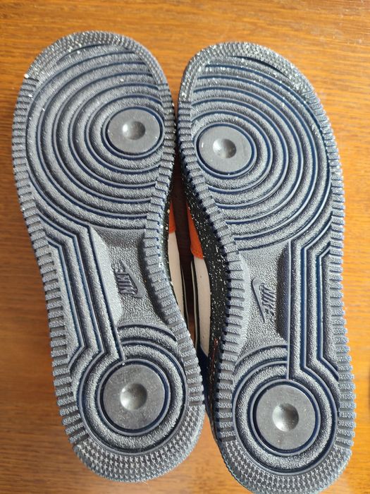 Buty, sneakersy a'la Nike Air.